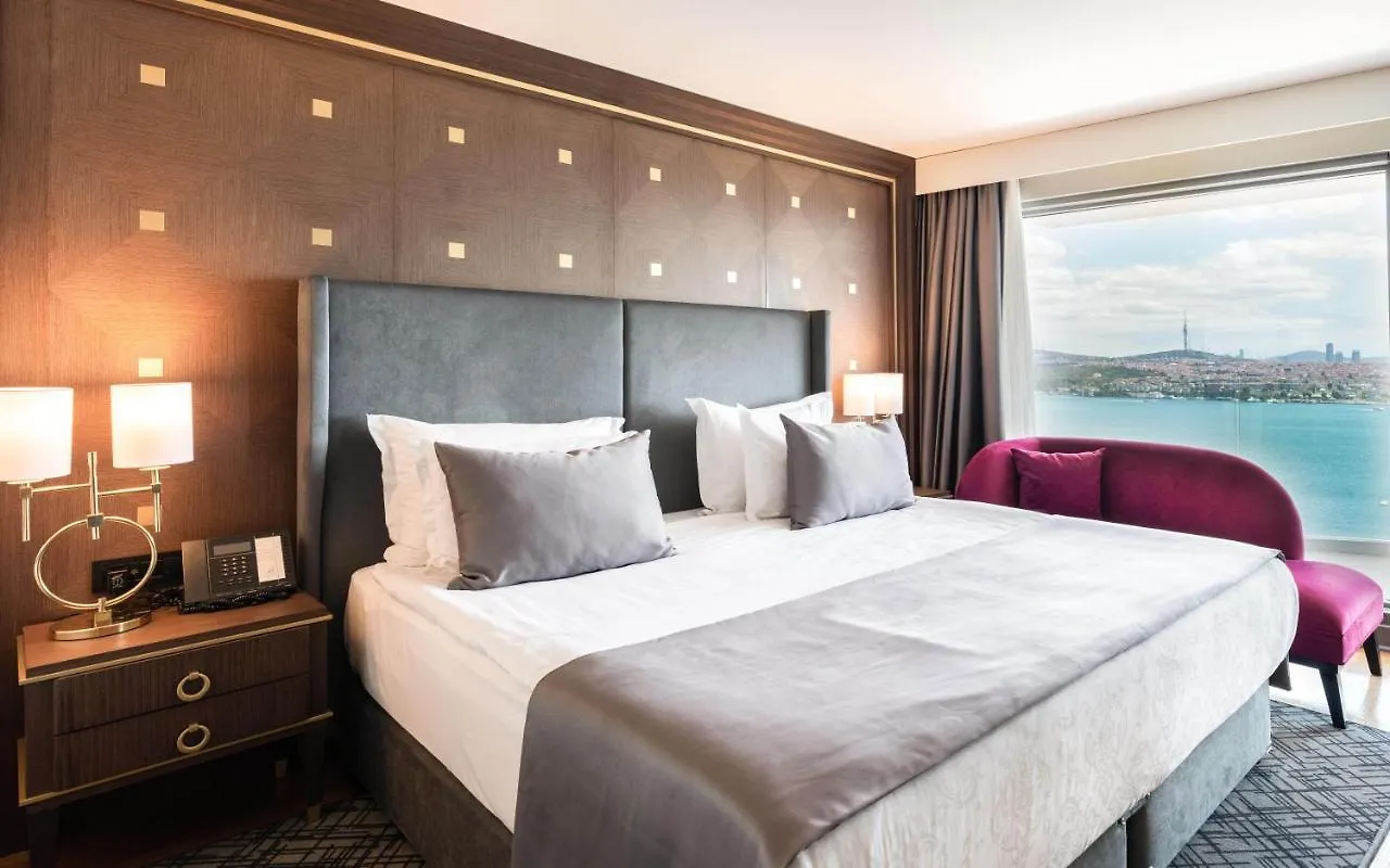 Opera Hotel Bosphorus - Preferred Hotels And Resorts Стамбул 4*,