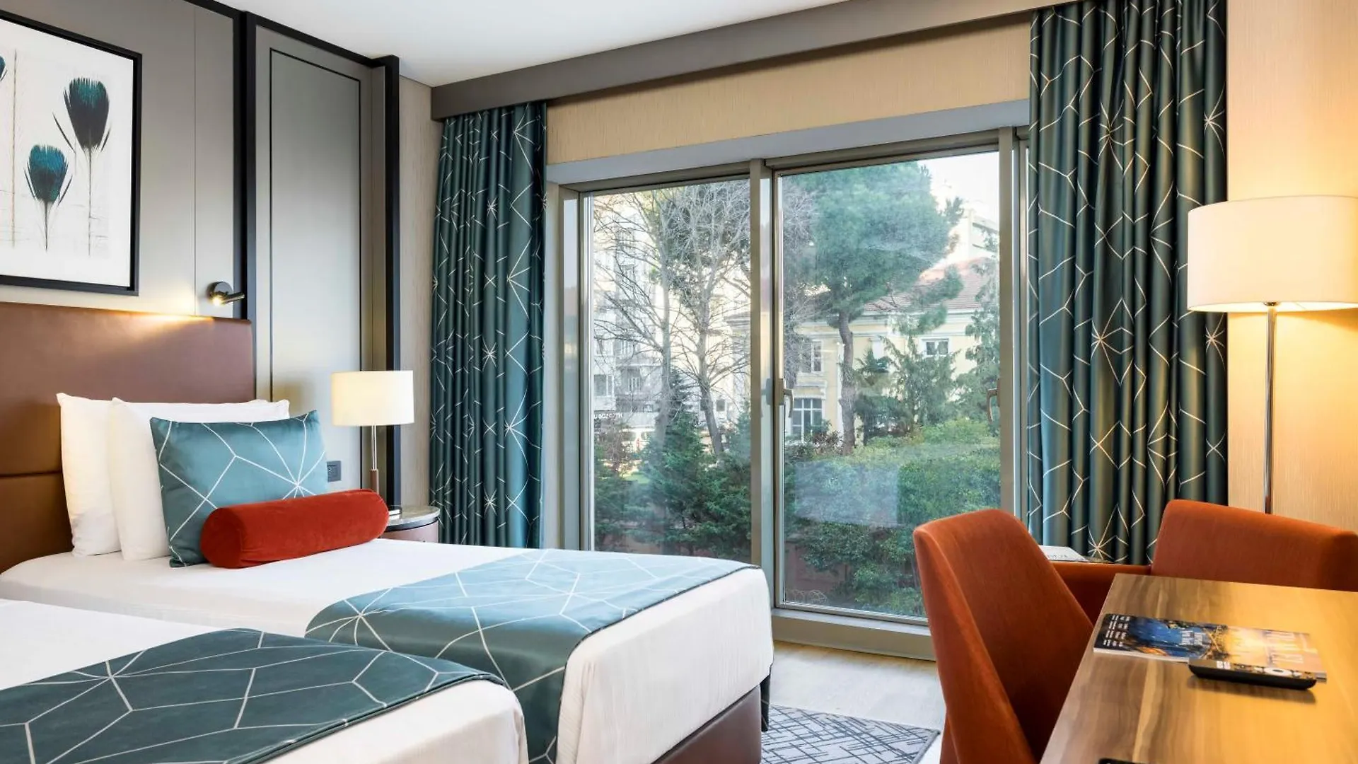 Opera Hotel Bosphorus - Preferred Hotels And Resorts Istanbul 4*,